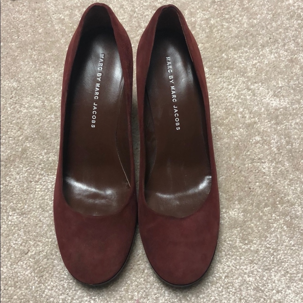 Marc Jacobs red heels!